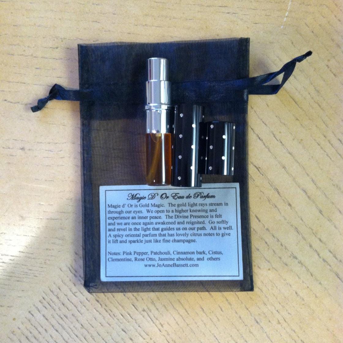 French Classic Natural Perfume: Vintage Inspired