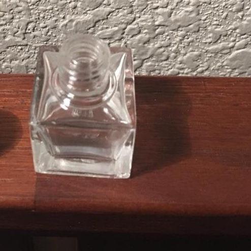 Empty Glass Perfume Bottle: Gold Metal Caps, 6 ml DIY Fragrance Cubes