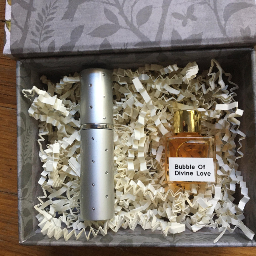 Sovereign Collection Perfume Gift Box: Divine Love natural parfum oil, Napoleon Travel Sprayer