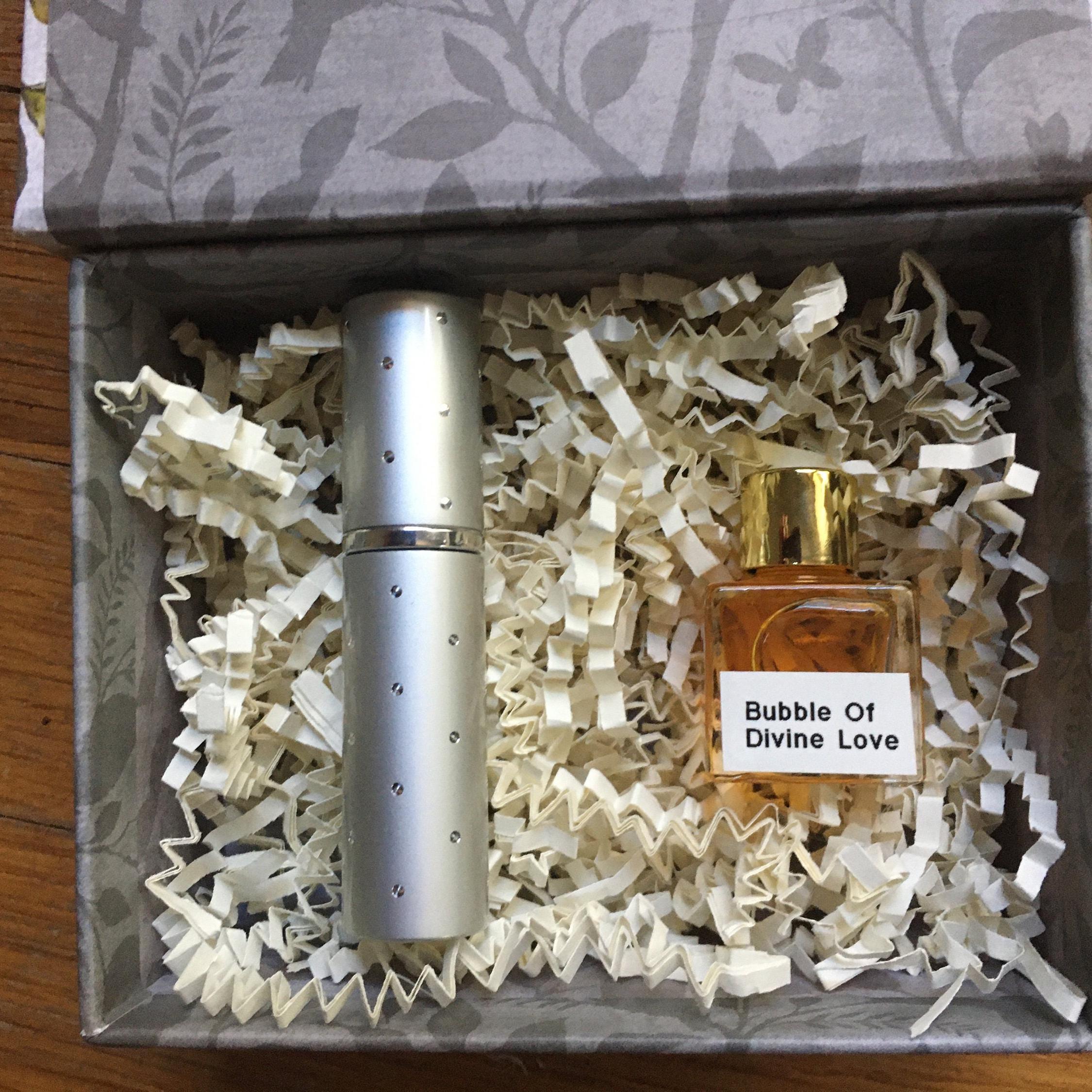 Sovereign Collection Perfume Gift Box: Divine Love natural parfum oil, Napoleon Travel Sprayer