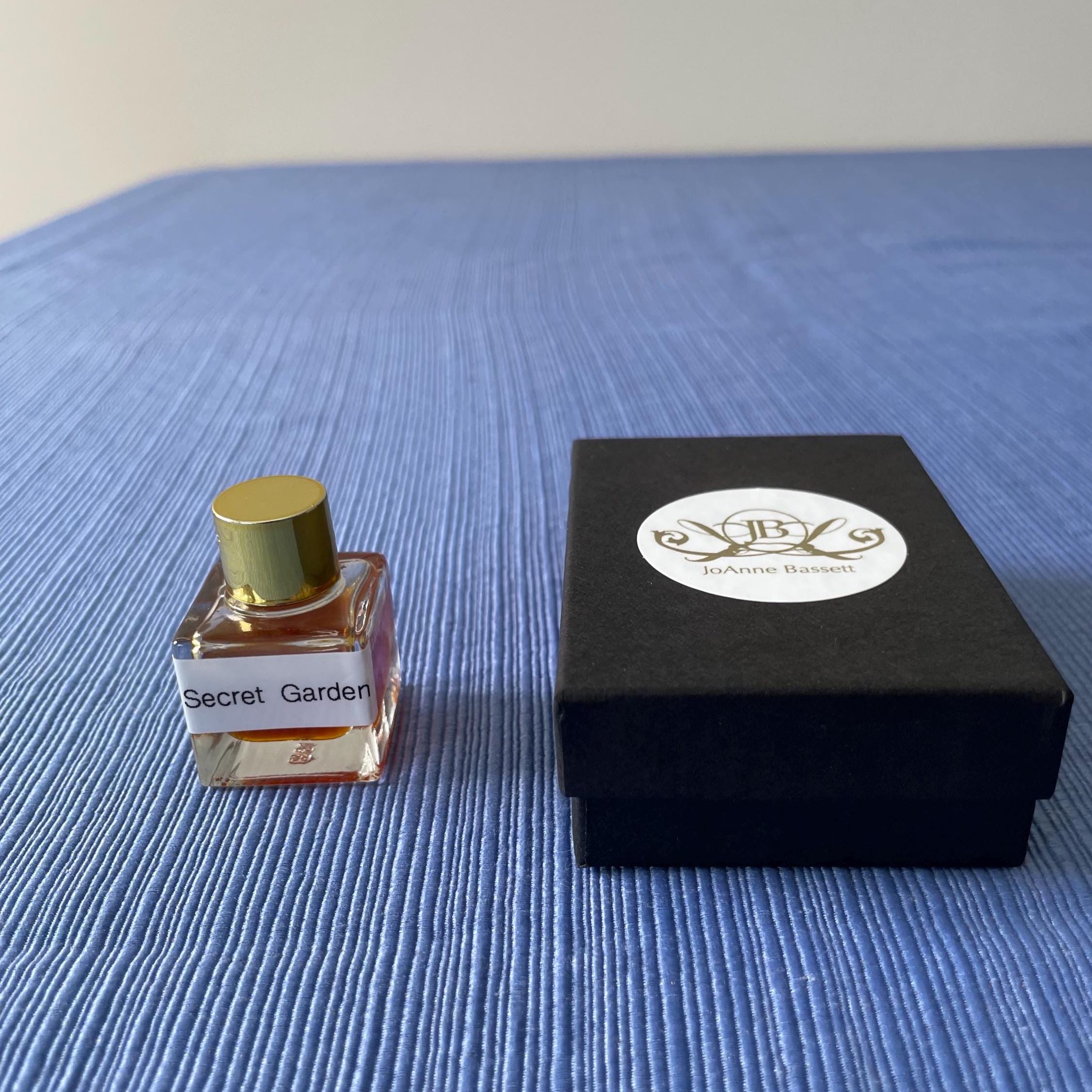 Secret Garden Botanical Perfume Oil: Natural Parfum In Oil Base, Tuberose, Jasmine, Damask Rose