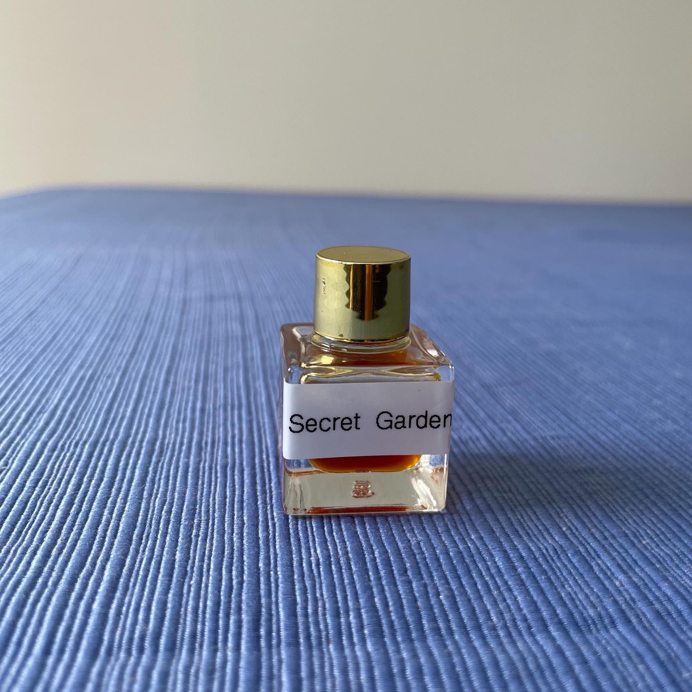 Secret Garden Botanical Perfume Oil: Natural Parfum In Oil Base, Tuberose, Jasmine, Damask Rose