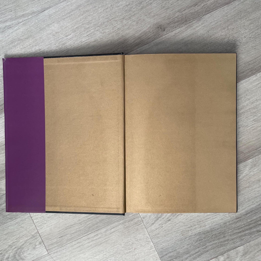 The Essence of Perfume: Rare Perfume book by Roja Dove 2008, Vintage