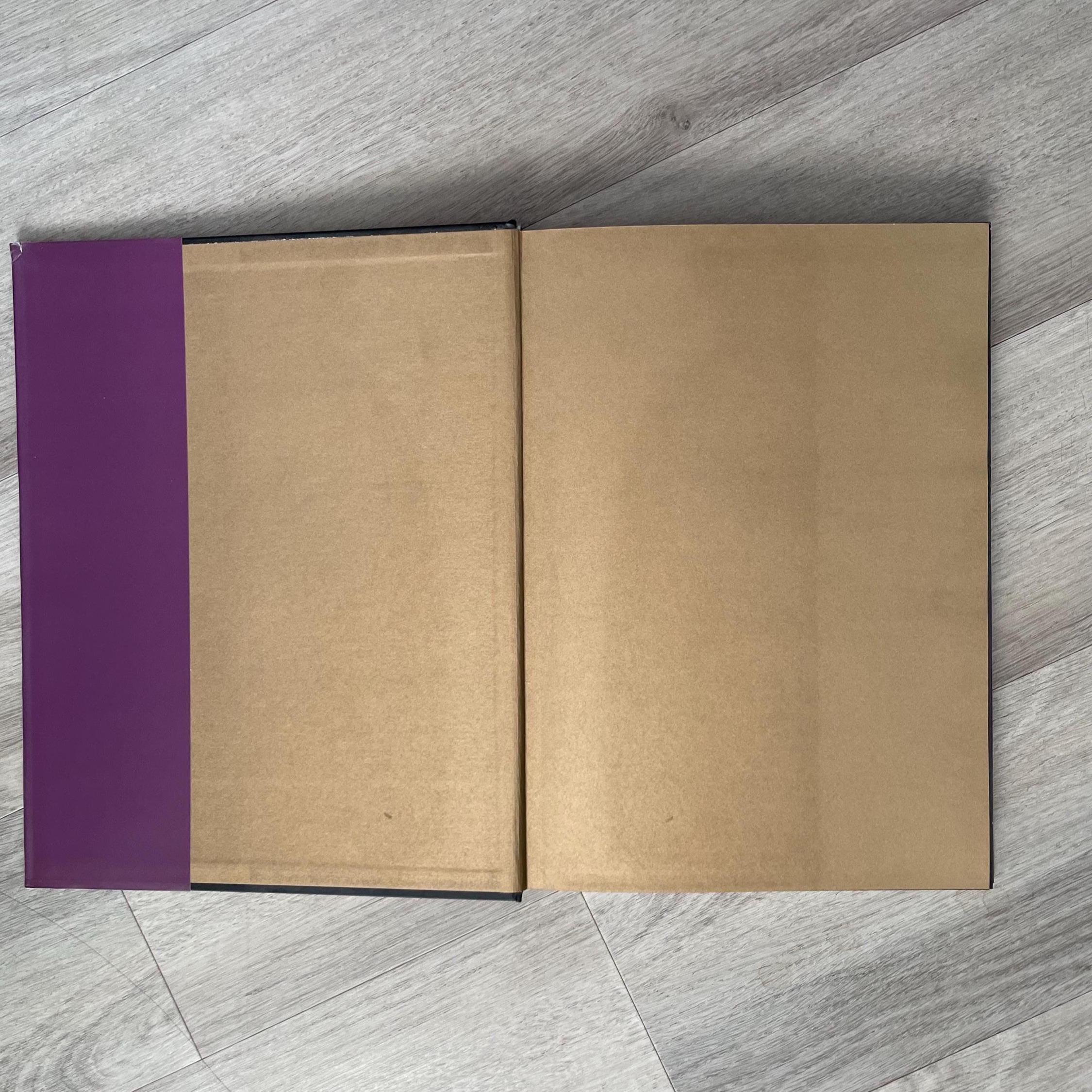 The Essence of Perfume: Rare Perfume book by Roja Dove 2008, Vintage