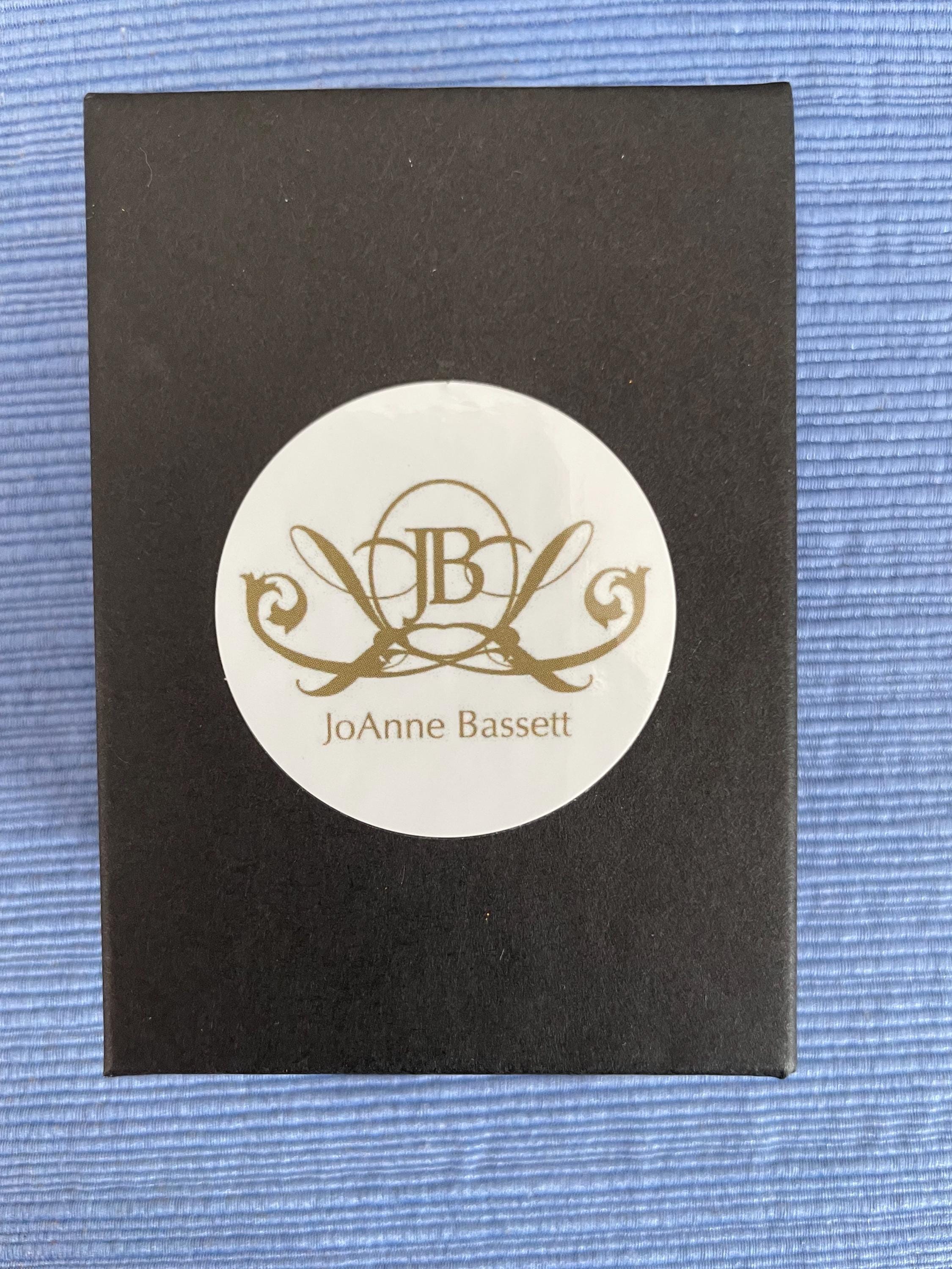Luxury Artisan Botanical Parfum in Organic Jojoba Oil