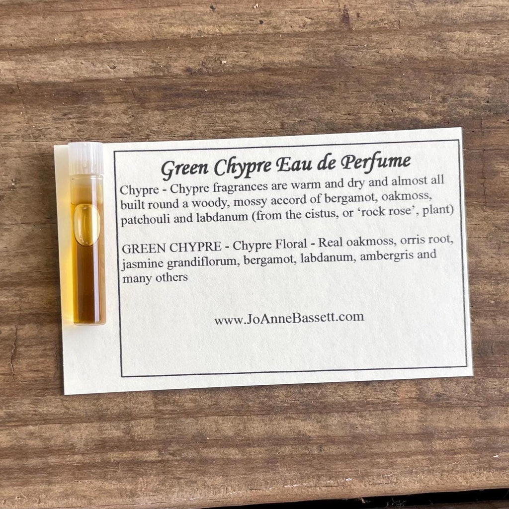 Green Chypre Perfume: All Natural Botanical Fragrance with Oakmoss