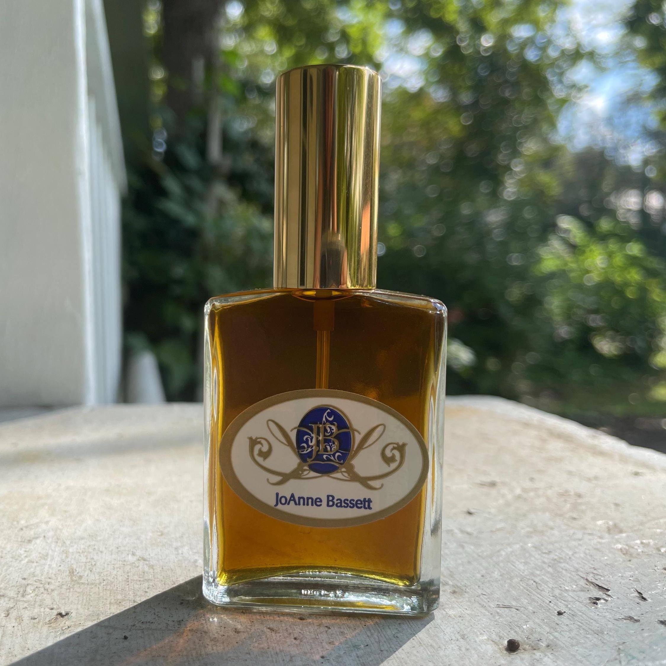 Green Chypre Perfume: All Natural Botanical Fragrance with Oakmoss